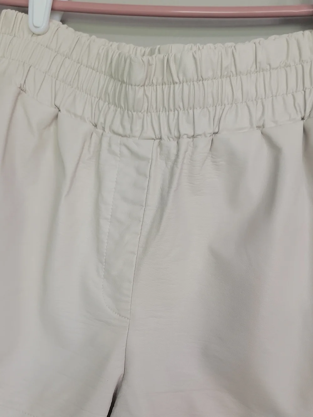 Deluc Beige Shorts Size S